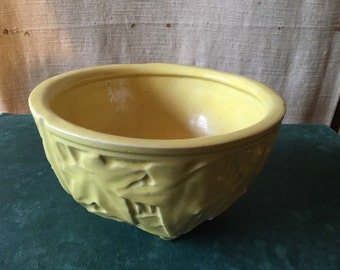 Mccoy Pottery Ivy Bowl in Bright Yellow