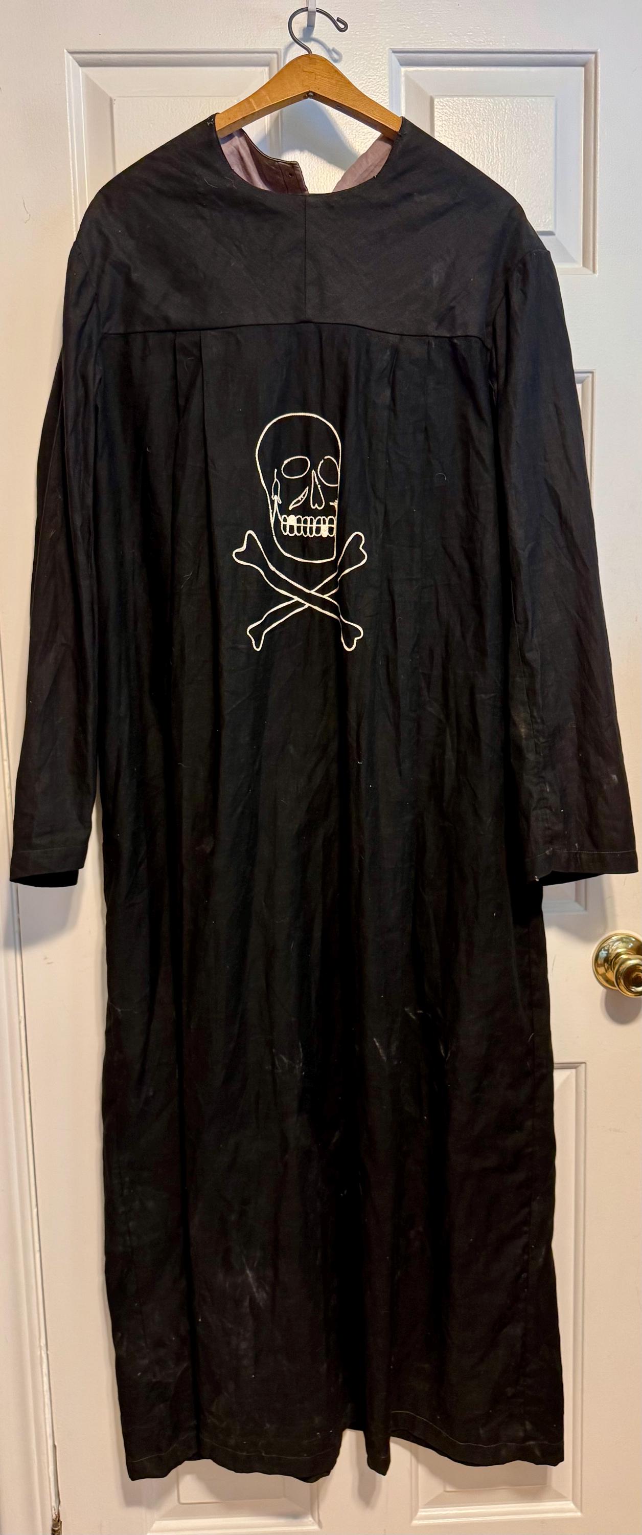 Initiation Robe 1920’s Odd Fellows Ceremonial Robe With Skull and Crossbones - Etsy