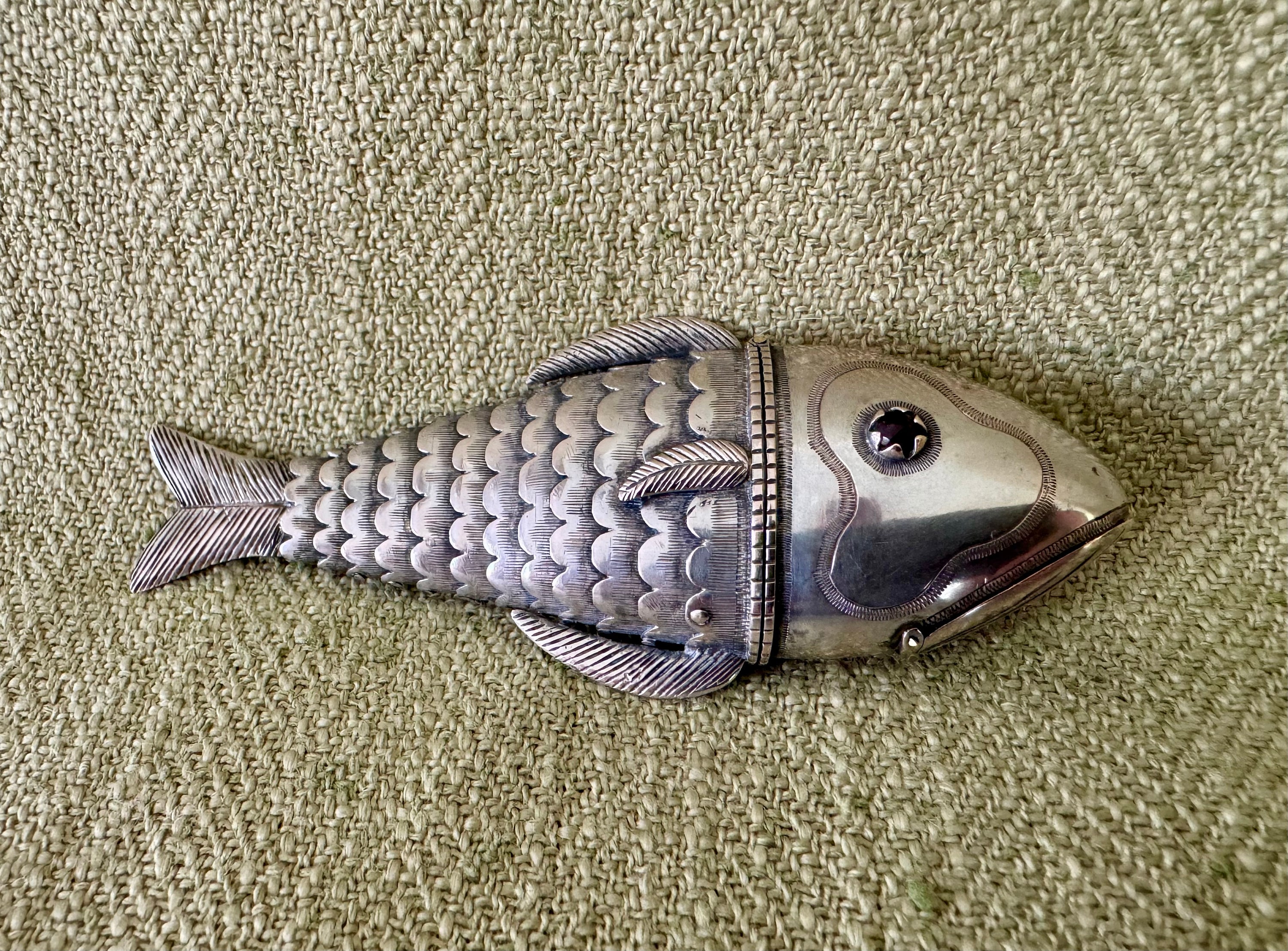 Adie & Lovekin作、1907年、バーミンガム製 銀製 置物 Adie & Lovekin