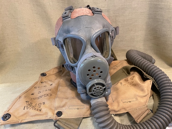 Decimal kapsel nød Vintage Unusual US Military Training Gas Mask - Etsy Norway