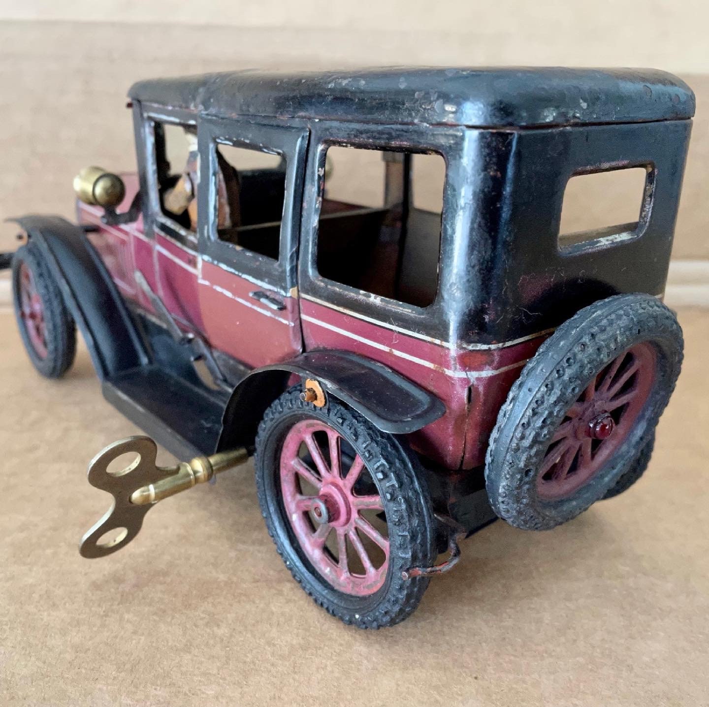 1920s German Tin Windup Limousine Sedan with Driver Forward 1920s German Tin Windup Limousine Sedan with Driver Forward