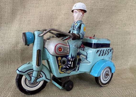 Vintage Yoshiya Japan Tin Wind up Police Trike, Motorcycle, Bump