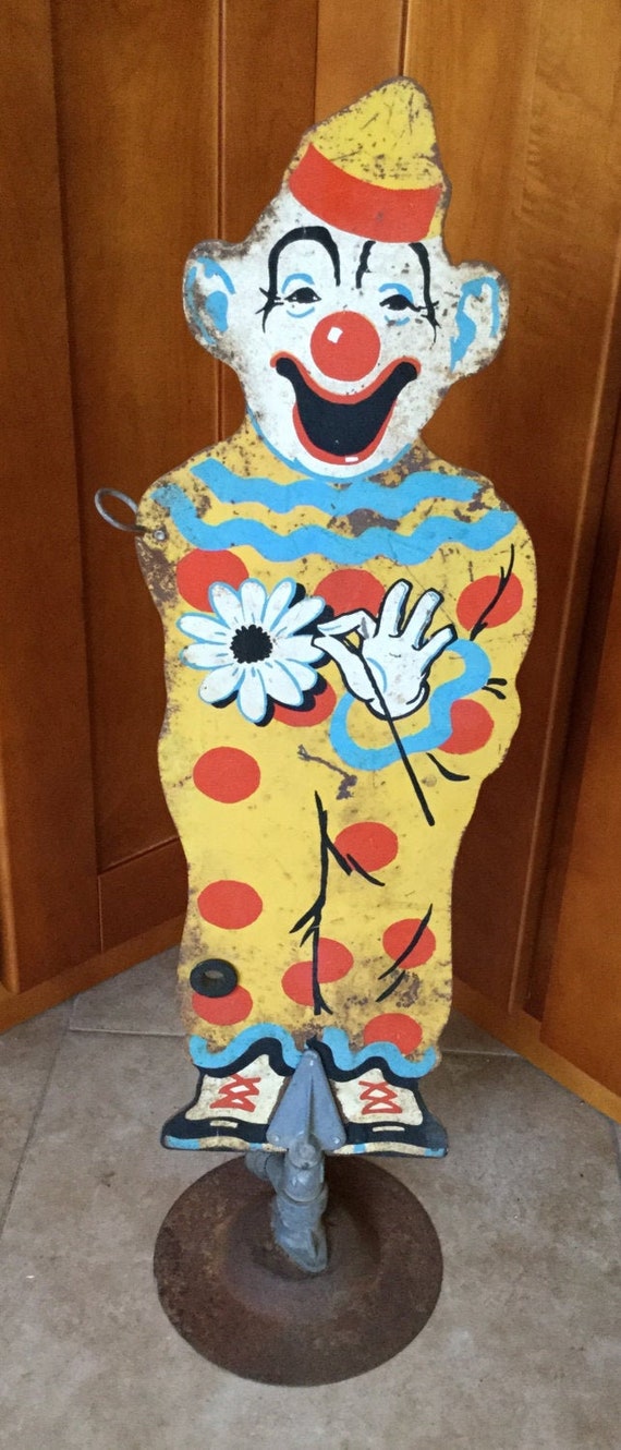 clown sprinkler with hat