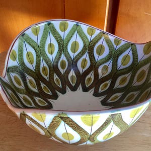 Rare Stig Lindberg Gustavsberg Faience Art Pottery Bowl, Mid Century Leaf Bowl