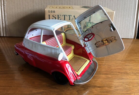 Vintage Mint in Box Bandai Japan Tin Friction Toy Isetta