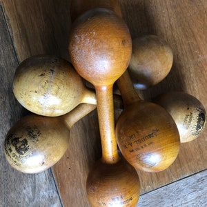 2 Pair Antique Spaulding Gold Medal 1/2 pound Dumbbells, weights, turned wood