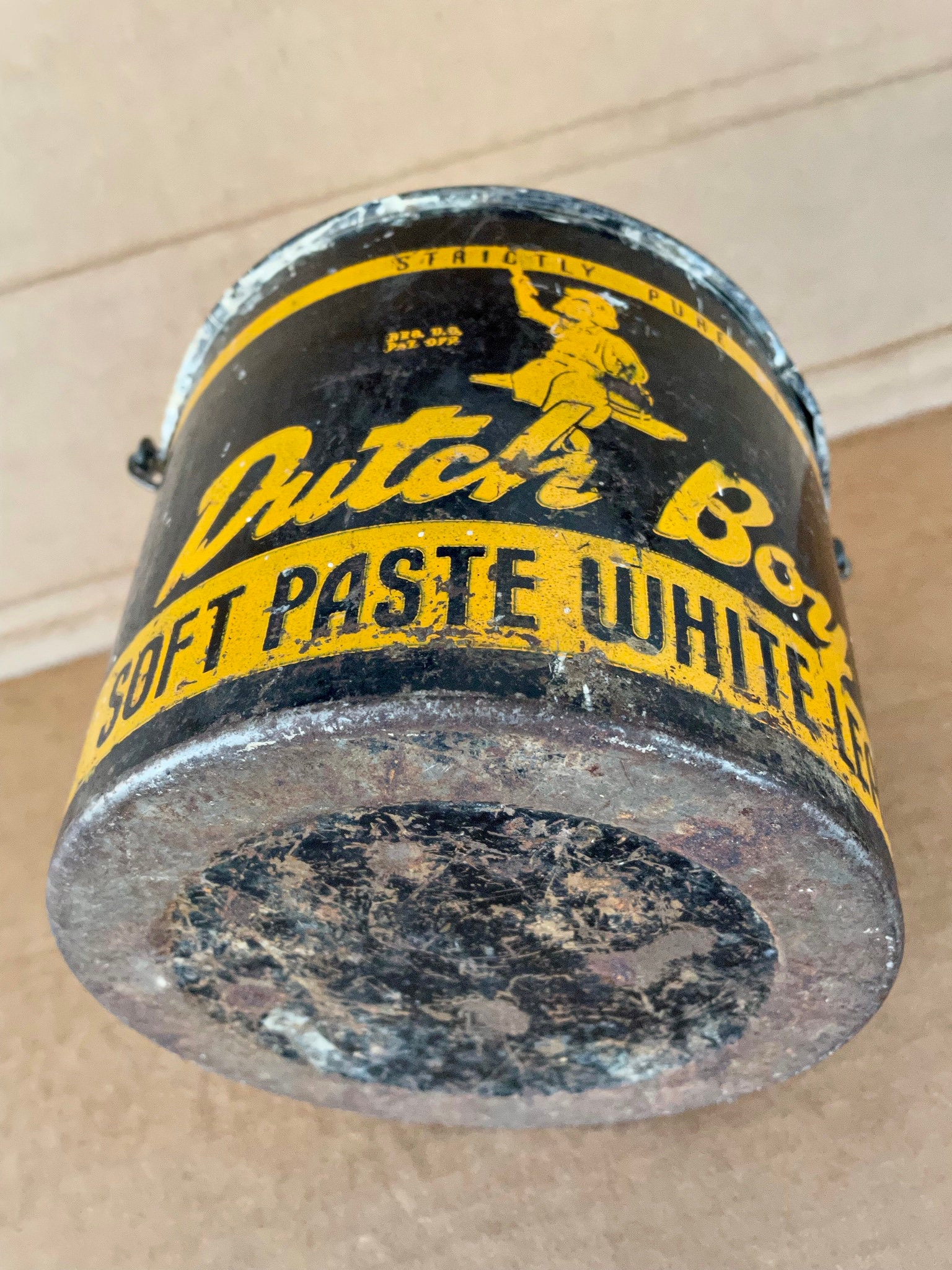 Well Used Vintage 1940-50 Dutch Boy Paint Bucket 