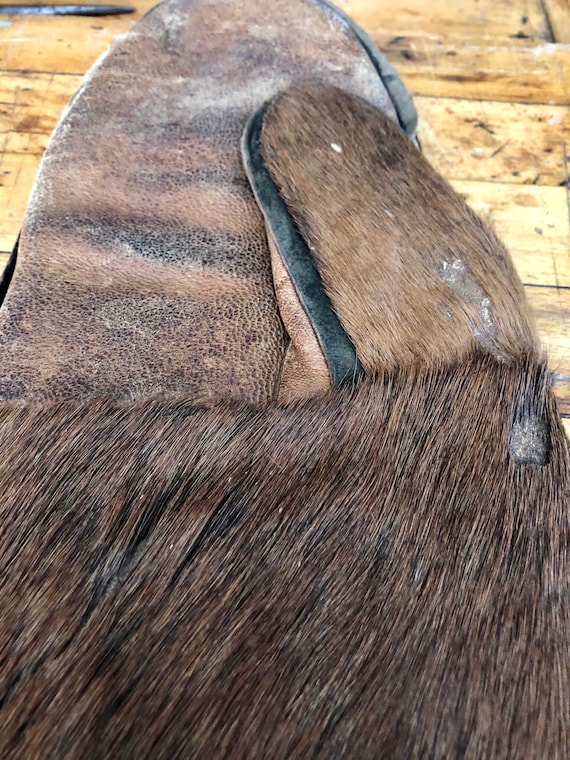 Late 18th Century Beaver Skin Carriage Gloves Gem