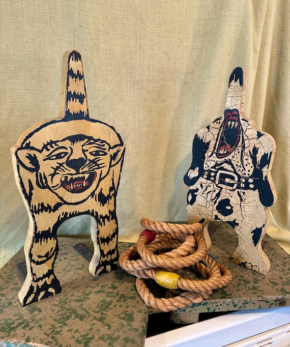 Ring Toss! 1930's Folk Art Carnival Ring Toss Kitty and Hound