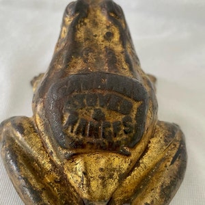 Antique Garland Michigan Stove Cast Iron Advertising Frog Match Safe