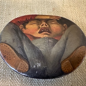 1880-90 Whimsical Laquered Snuff Box