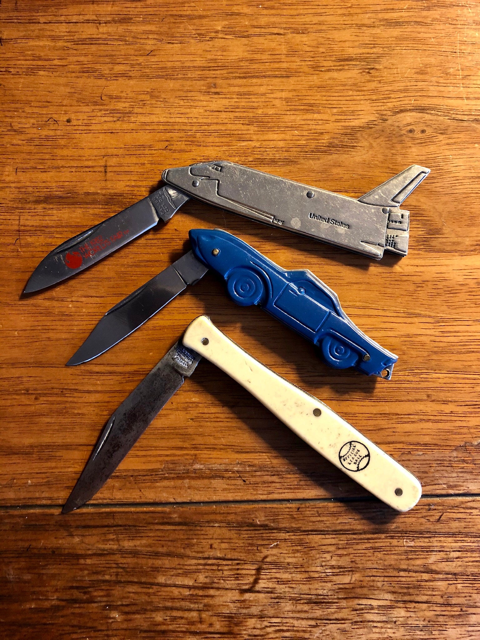 3 Vintage Figural Pocket Knives, Space Shuttle, Racecar, Baseball  display picture 1