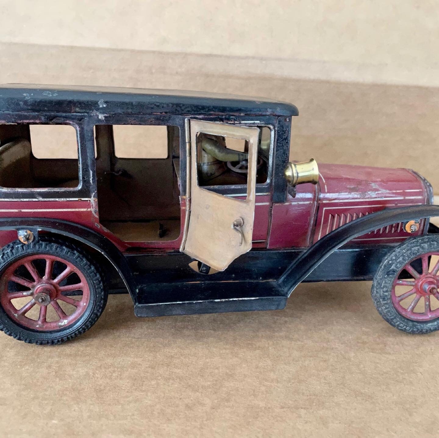 1920s German Tin Windup Limousine Sedan with Driver Forward 1920s German Tin Windup Limousine Sedan with Driver Forward