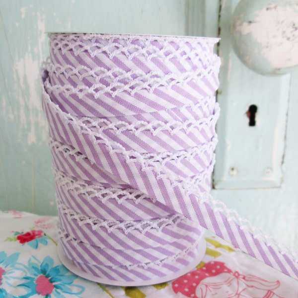 Lavender Stripe Double Fold Crochet Edge Bias Tape (No. 112).  Stripe Quilt Binding.  Stripe Fabric.  Premade Binding.  Quilt Binding.