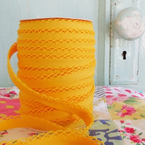 Yellow Crochet Edge Double Fold Bias Tape  (No. 36)