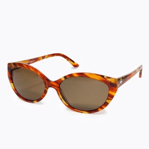 Frederic Beausoleil-zonnebril Cat Eye-stijl eigentijds verzamelobject sunnies Tortoise Acetaat tinten Frans design tinten Made in France