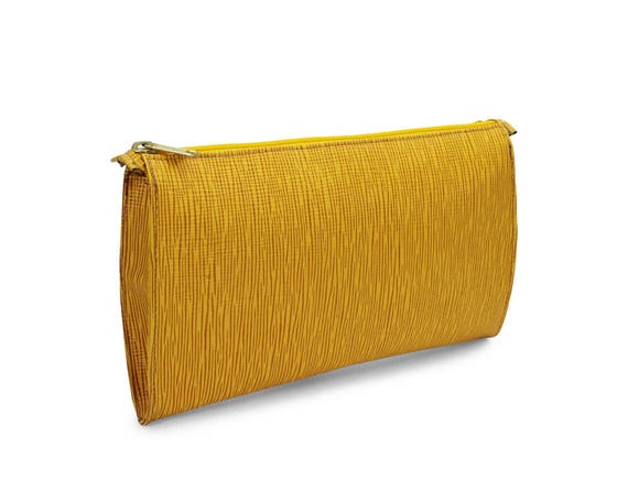 clutch purse canada
