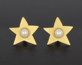 Martha Sturdy Vintage 1990s Earrings Clip On Style Star Pearl Design 24K Matte Gold Plate with Faux Pearls Artisan Jewelry Made in Canada