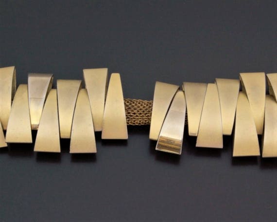 Striking Vintage 1980s Choker Necklace Gold-Tone … - image 3