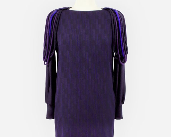 An Arola Finland Vintage 1970s Sheath Shift Dress