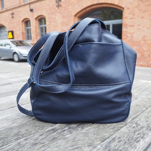 Bolsa azul marinho com bolsos, bolsa grande de couro, bolsa grande de ombro macia, bolsa casual, presente para ela, estilo de rua, presente de natal