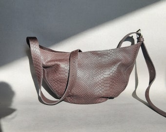 Chocoladebruine bananentas, crossbody tas, medium zachte schoudertas, casual tas, cadeau voor haar, bruine croissanttas