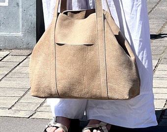 Beige grote leren tas voor dames, beige werktas, beige tas voor de hele dag, zacht vlezig natuurlijk leer, Italiaans leer