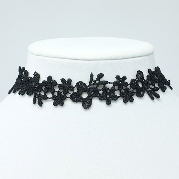 Black Daisy Lace Choker for Women, Custom Color Flower Choker Collar
