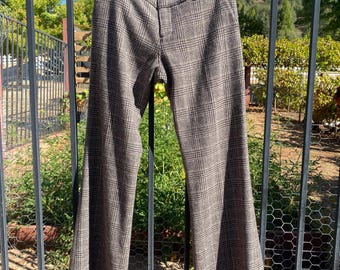 NO BOOTY CALLS Pantalones acampanados a cuadros marrones y beige de Juicy Couture vintage con corazón bordado