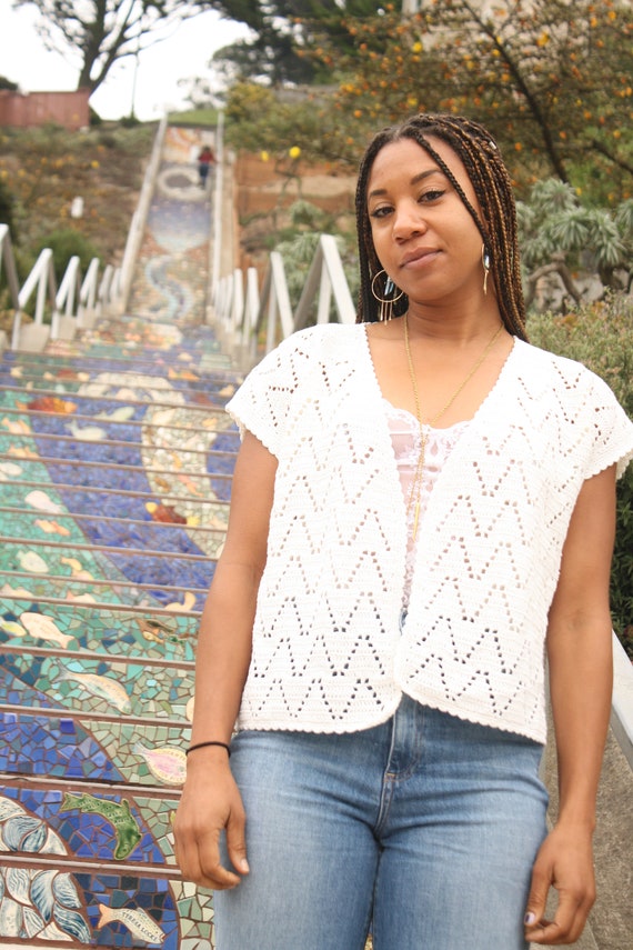 JASMINE Vintage white short sleeve crocheted cardi