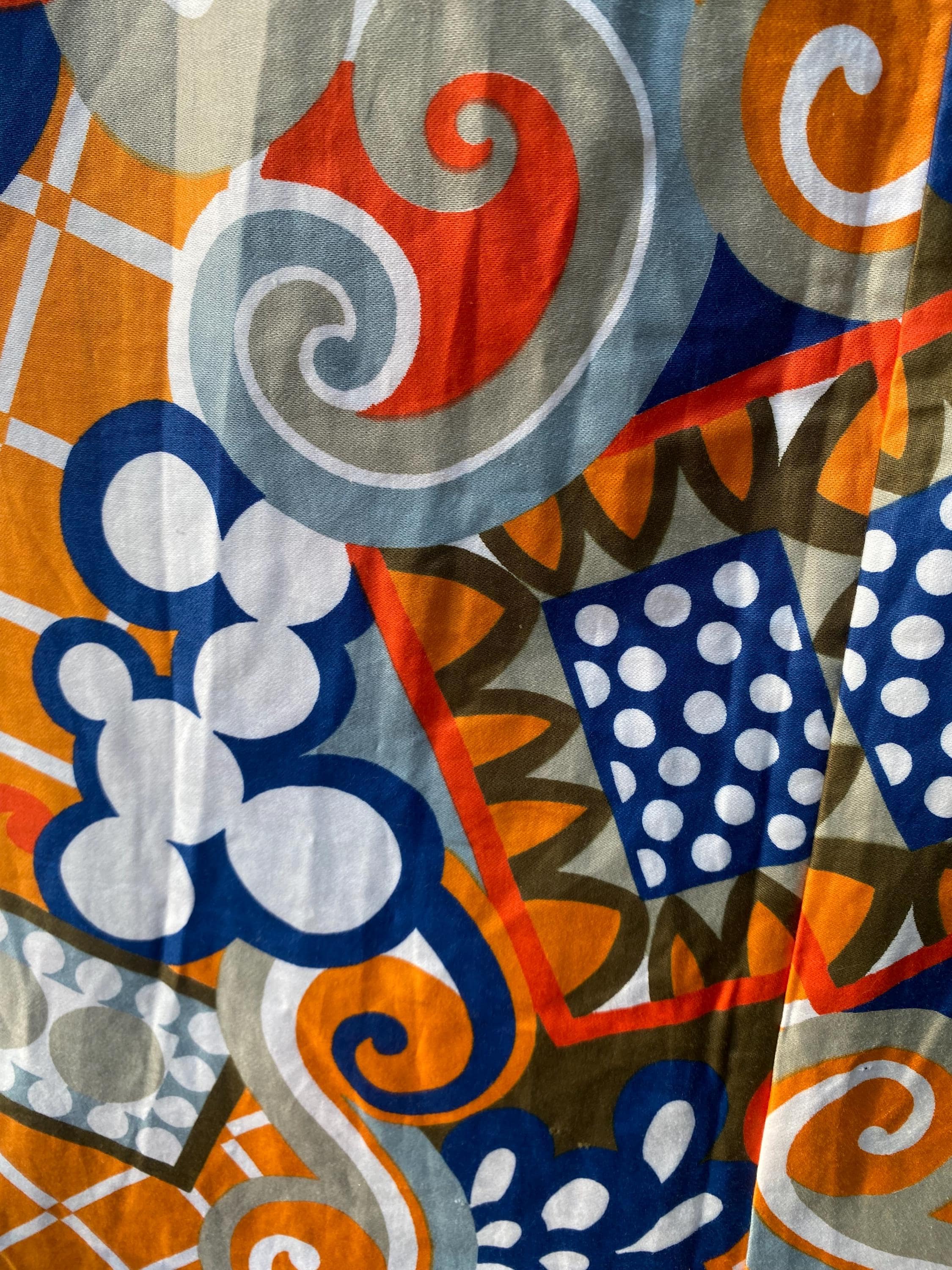 PLAYFUL GAL 1960s Vintage Psychedelic Geometric Pattern Jumpsuit  display picture 1