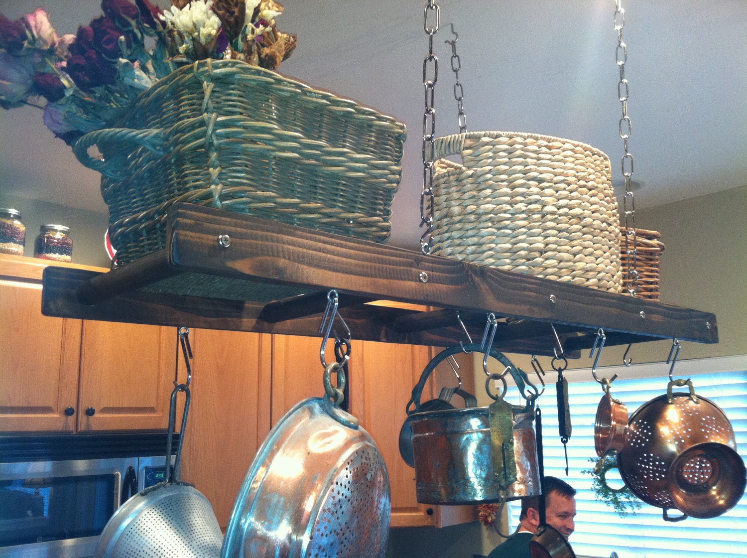 Old Pots And Pans In A Farmhouse Kitchen Farmhouse Parlor Stock