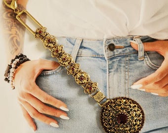 Belt Loop Charm with Vintage Jewellery Details and Red Rhinestone Accent