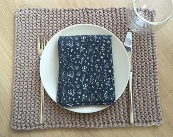 Hand Knitted Placemat, Grey-beige, Table Mats, Table Cloth, Table Linen, Handmade Coasters, Decorated Dining Table, Cotton Placemat