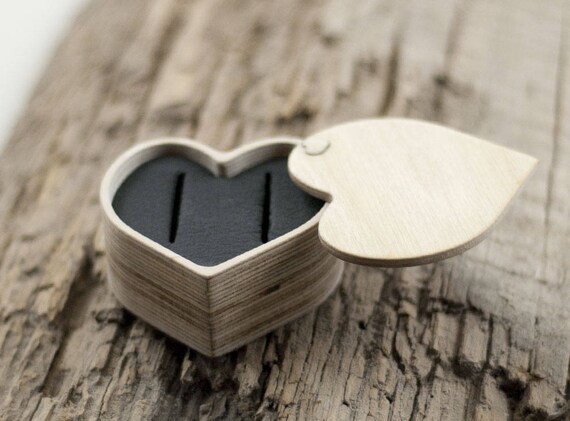engagement ring holder box