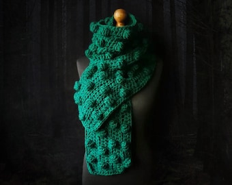 Crochet puff bobble stitch pattern scarf, warm winter scarf, knitted popcorn scarf, emerald green shawl neckwarmer, Christmas gift