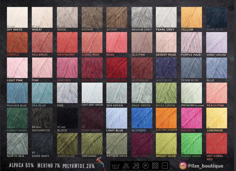 Op de afbeelding: Een kleurenkaart met 56 vierkanten garen in diverse tinten, waaronder off-white, tarwe, beige, bruin, eikel, grijs, geel, blauw, oranje, rood, roze, groen en zwart. Elk vierkant is gelabeld met de kleurnaam en samenstelling: Alpaca 65%, Merino 7%, Polyamide 28%.