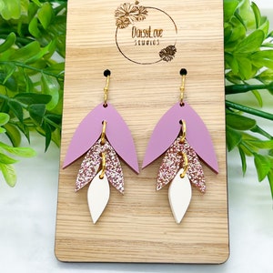 Mauve Rose Gold Glitter Tiered Leaf Dangle Earrings, Acrylic Lightweight Boho Petite Statement Earrings, Spring Accessory Jewelry for Her