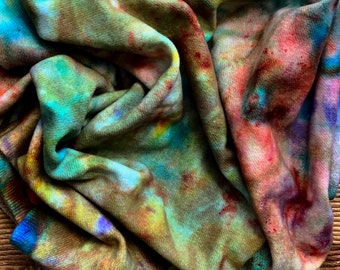 FLOWER FIELD spot dye 1/8 yd hand dyed wool fabric for rug hooking