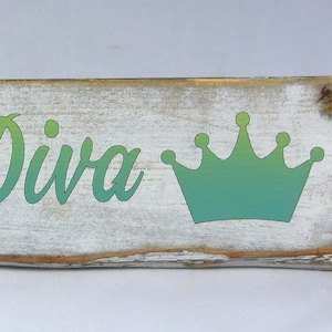 Kitchen DIVA - Wooden Sign - Shabby Chic