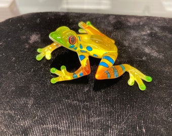 Rain Forest Frog Glass Figurine