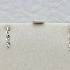 14k White Gold Dangle Diamond Earrings 0.27 Carats