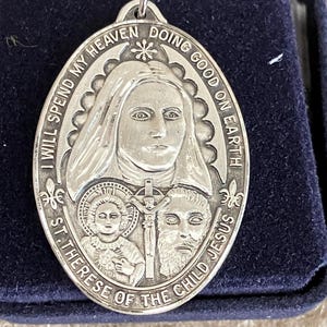 Saint Therese Oval Silver Pendant With Chain