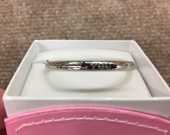 Bracelet en argent de bracelet de bébé t'aime à la lune et au dos