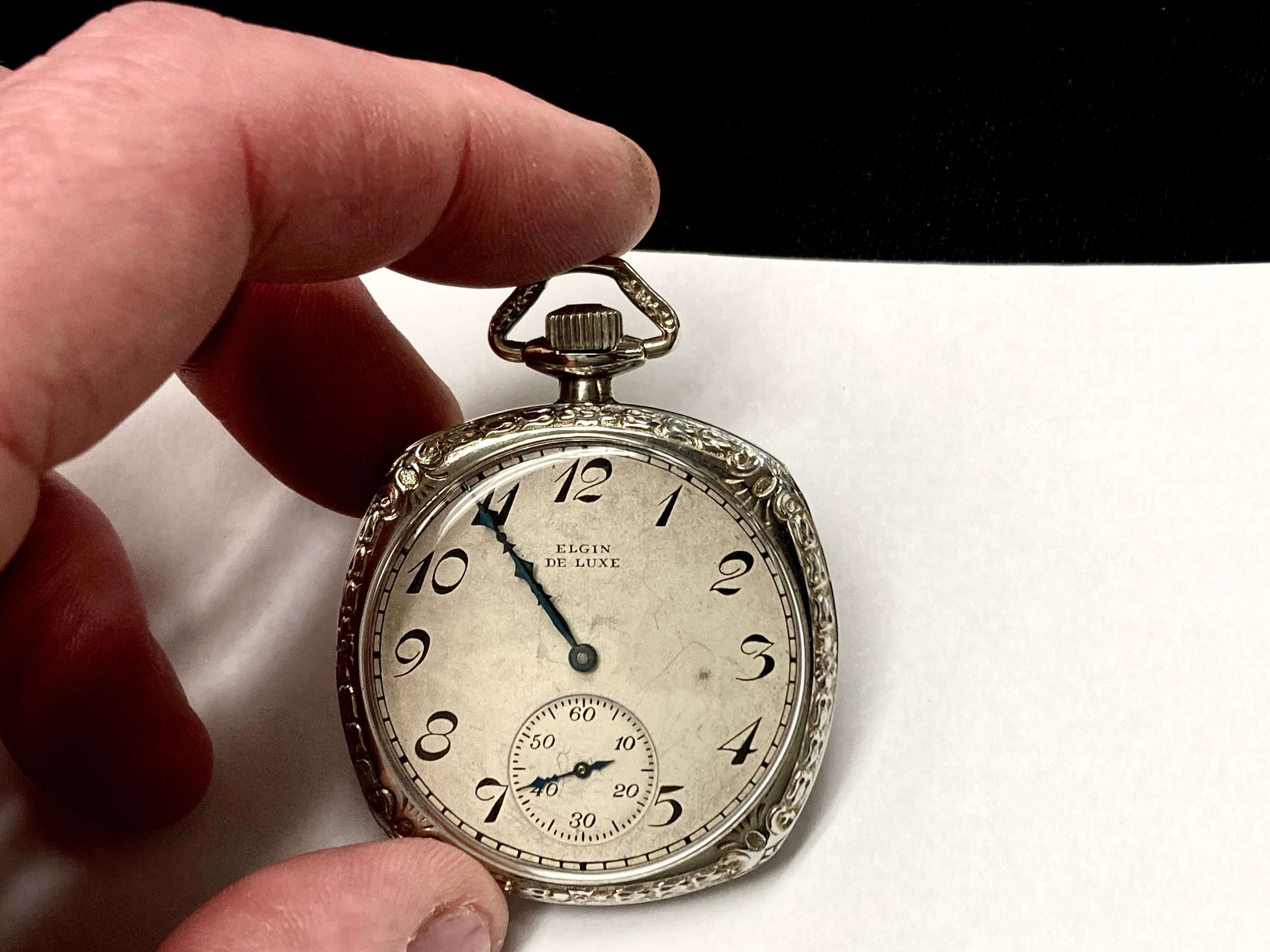 elgin deluxe pocket watch