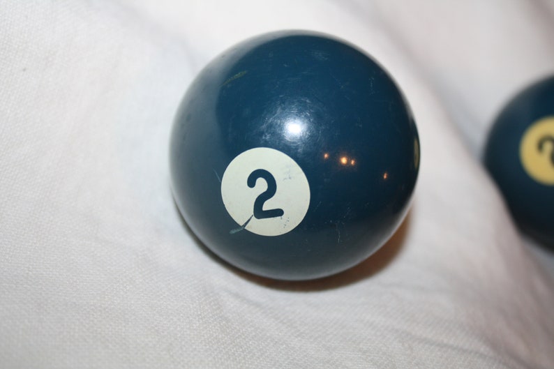 Vintage number 2 billiard ball pool ball solid blue ball Belgium 1st option