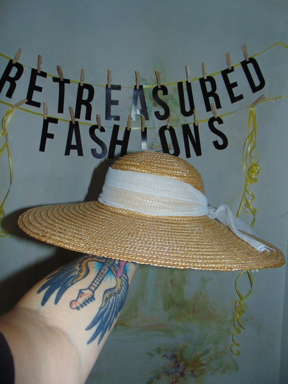 Vintage 1980's Large Brimmed Layered Straw Sun Be… - image 2