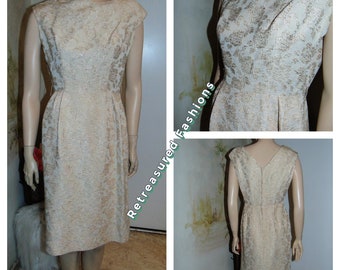 Vintage 1950's HENRY LEE Ivory And Gold Floral Jacquard Women's Wiggle Pencil Rockabilly Pin-Up Dress M 26" Waist