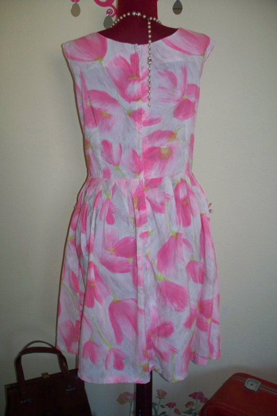 Vintage Sweet and Dreamy 50's 60's Pink Watercolo… - image 4