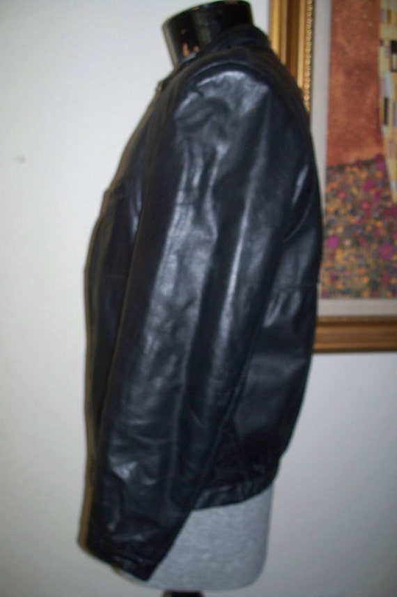 True Vintage Men's Blk Leather 70's " Step by Ste… - image 3